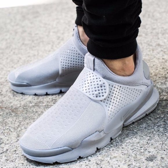 nike sock dart se men's